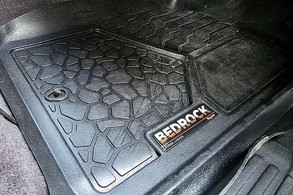 2011 Nissan Patrol ST GU 7