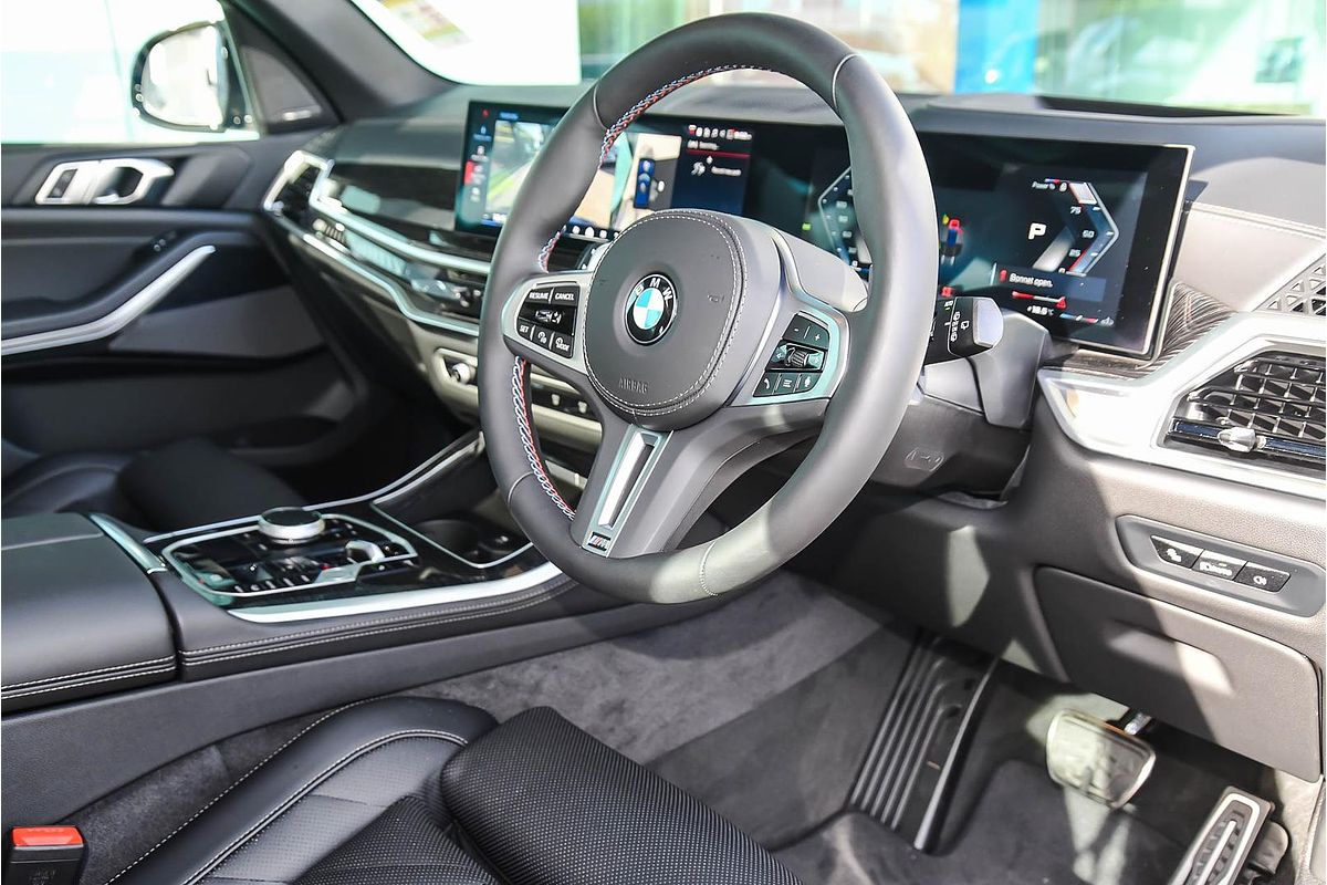 2024 BMW X5 M60i G05 LCI