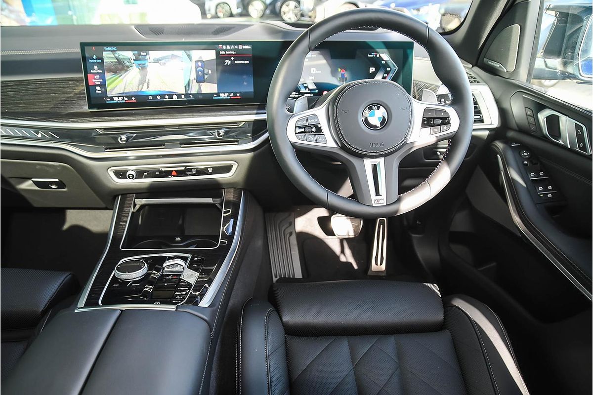 2024 BMW X5 M60i G05 LCI
