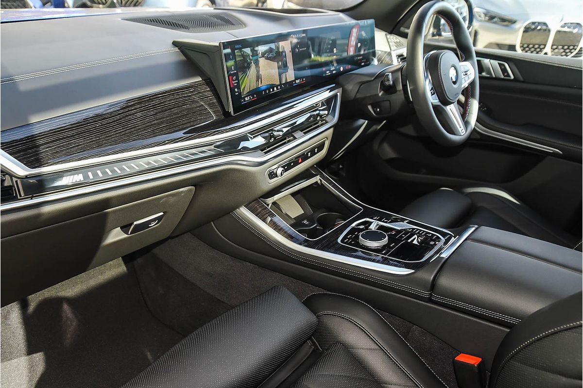 2024 BMW X5 M60i G05 LCI