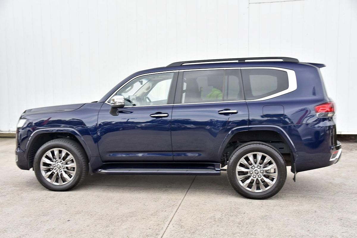 2022 Toyota Landcruiser Sahara ZX FJA300R