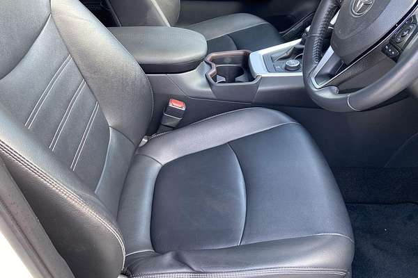 2020 Toyota RAV4 Cruiser AXAH54R
