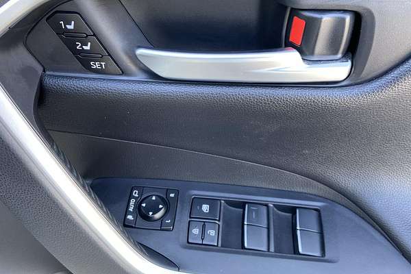 2020 Toyota RAV4 Cruiser AXAH54R