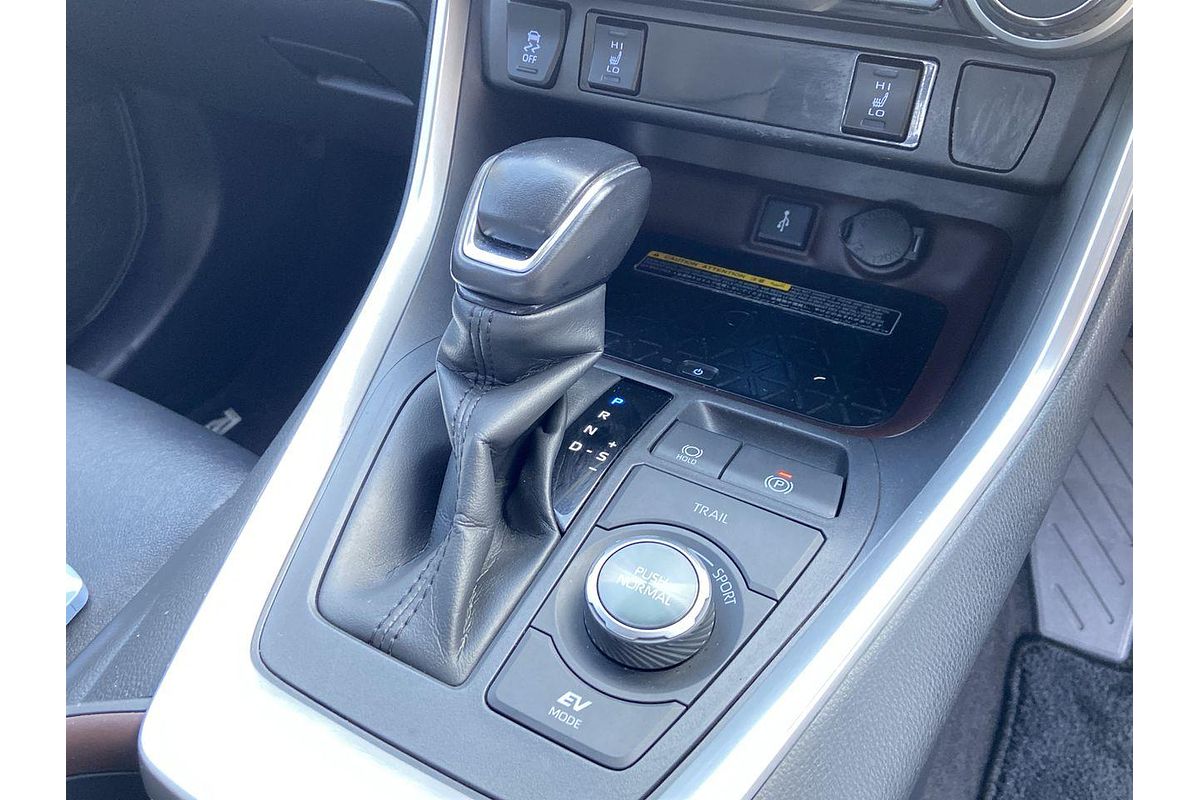 2020 Toyota RAV4 Cruiser AXAH54R