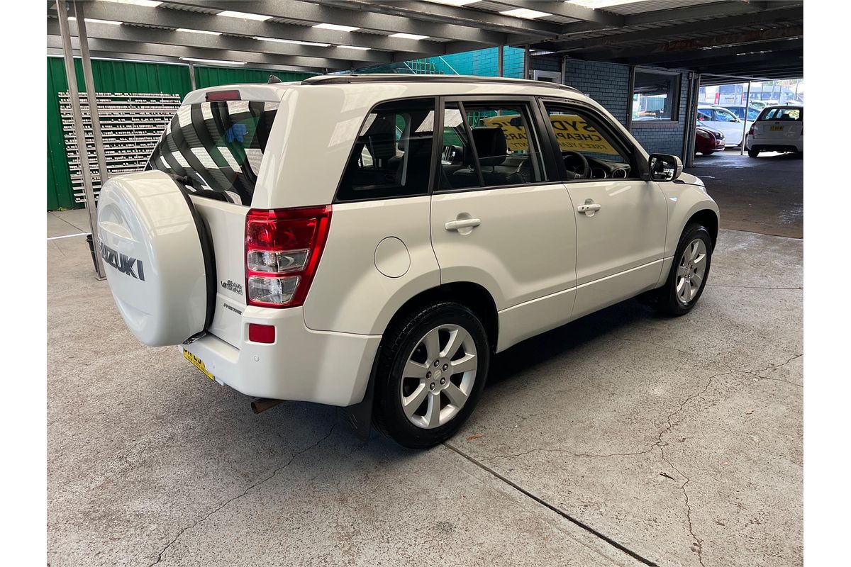 2010 Suzuki Grand Vitara Prestige JB
