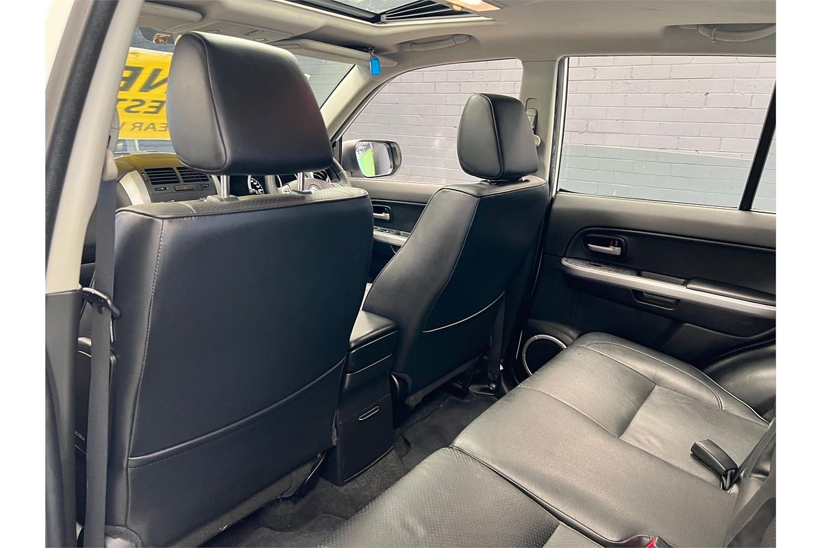 2010 Suzuki Grand Vitara Prestige JB