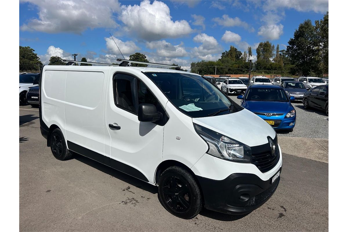 2015 Renault Trafic 66KW X82 SWB