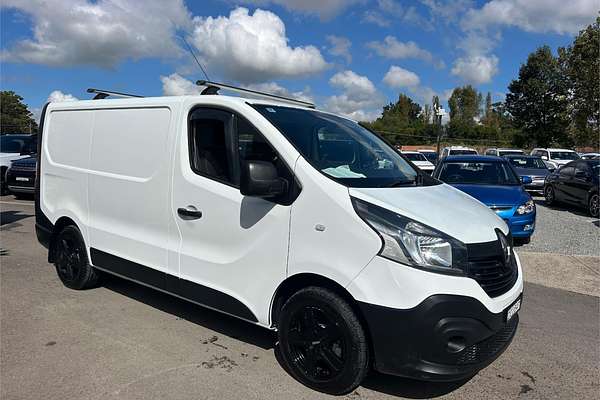 2015 Renault Trafic 66KW X82 SWB