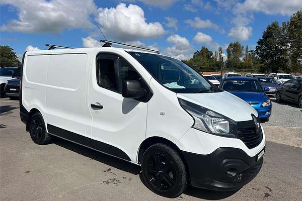 2015 Renault Trafic 66KW X82 SWB