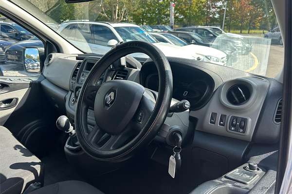 2015 Renault Trafic 66KW X82 SWB