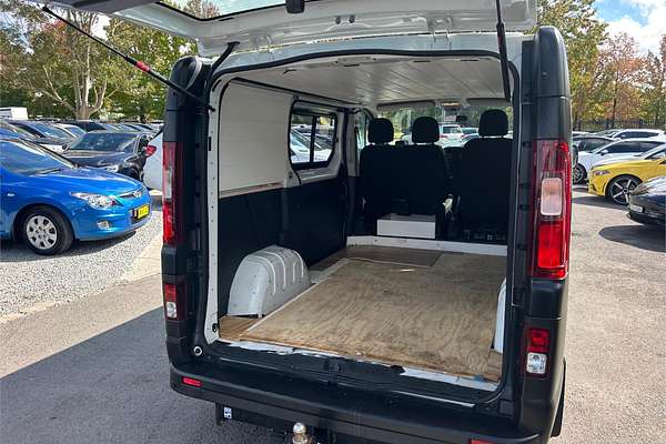 2015 Renault Trafic 66KW X82 SWB