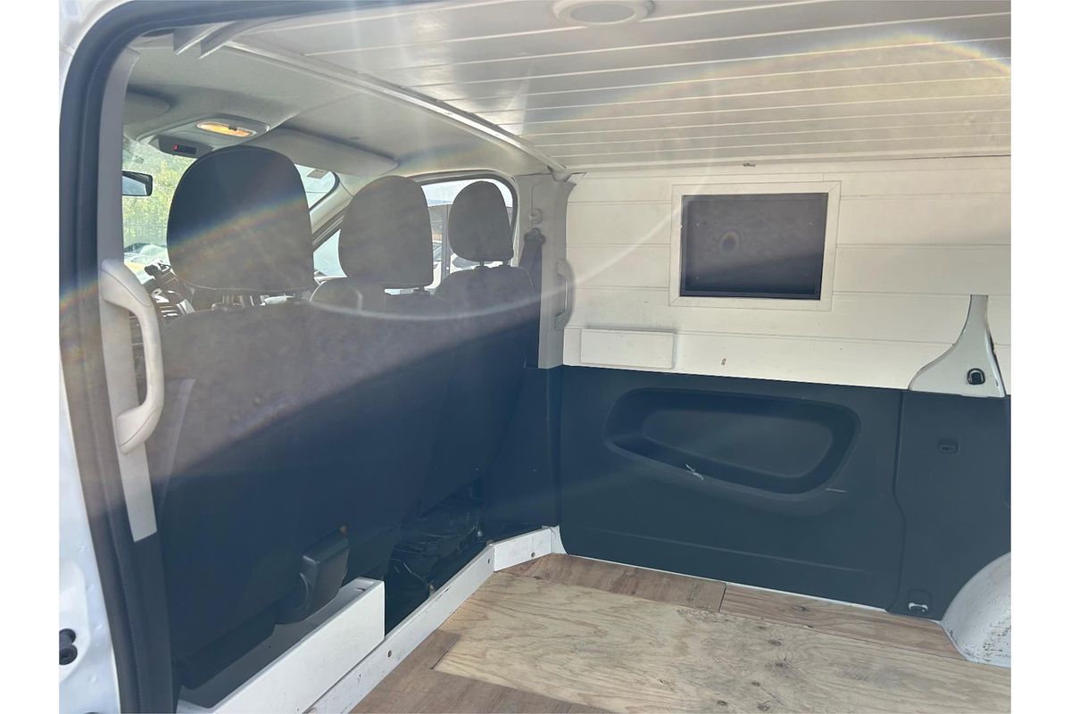 2015 Renault Trafic 66KW X82 SWB