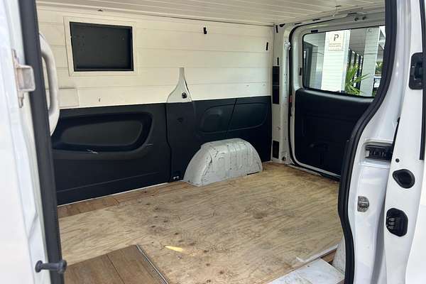 2015 Renault Trafic 66KW X82 SWB