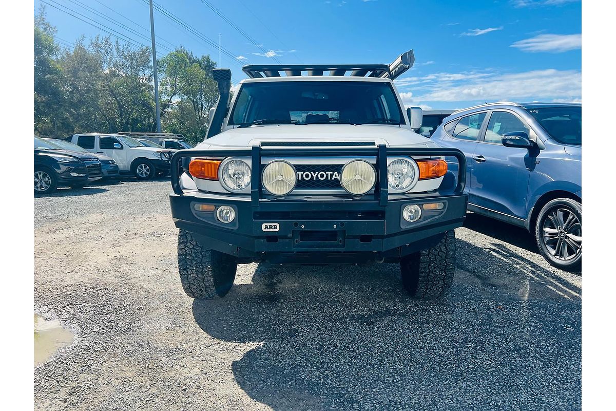 2014 Toyota FJ Cruiser GSJ15R