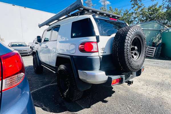 2014 Toyota FJ Cruiser GSJ15R