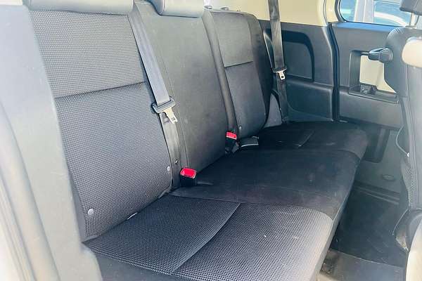 2014 Toyota FJ Cruiser GSJ15R