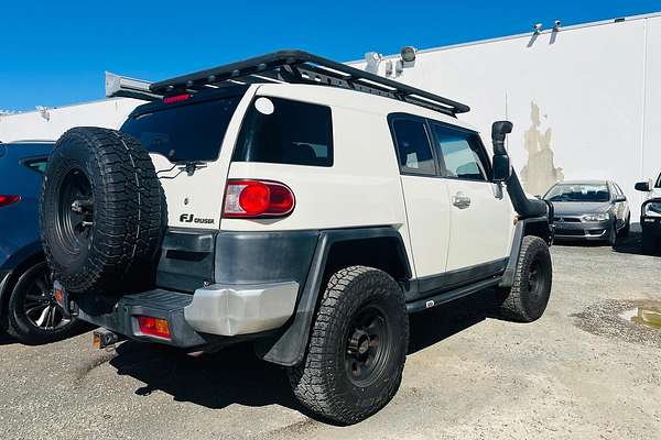 2014 Toyota FJ Cruiser GSJ15R