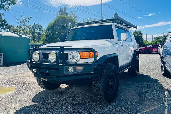 2014 Toyota FJ Cruiser GSJ15R