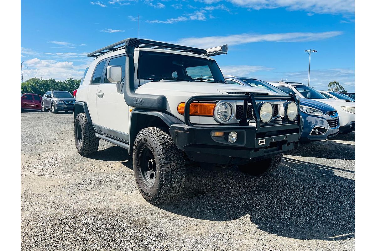 2014 Toyota FJ Cruiser GSJ15R