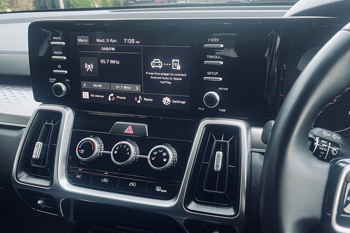 2023 Kia Sorento S MQ4