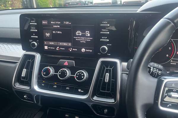 2023 Kia Sorento S MQ4
