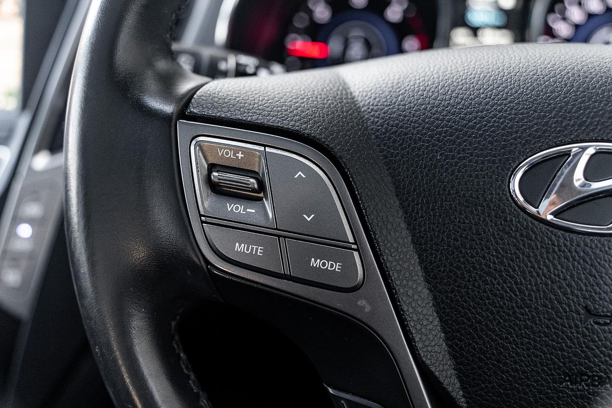 2014 Hyundai Santa Fe Highlander DM