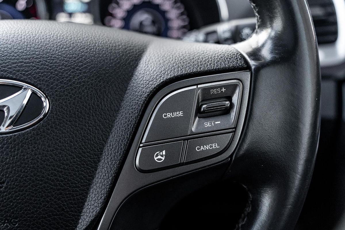 2014 Hyundai Santa Fe Highlander DM