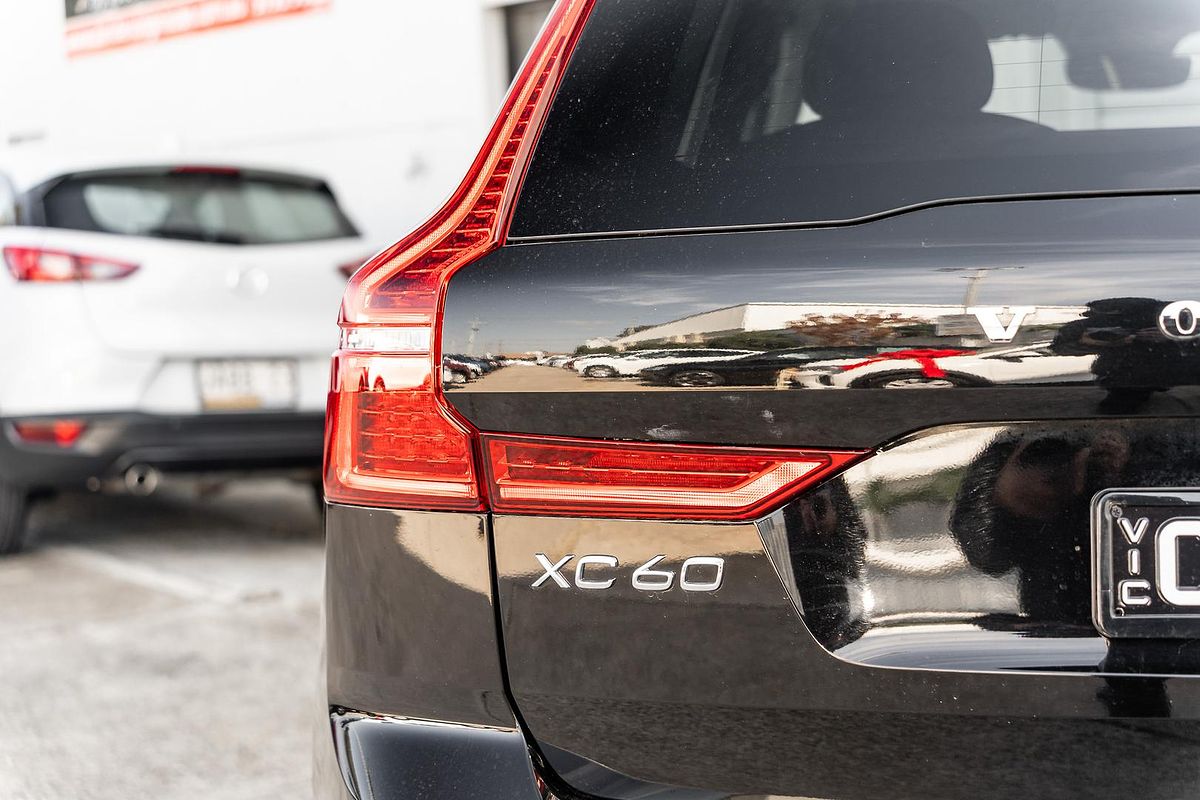 2023 Volvo XC60 Plus B5