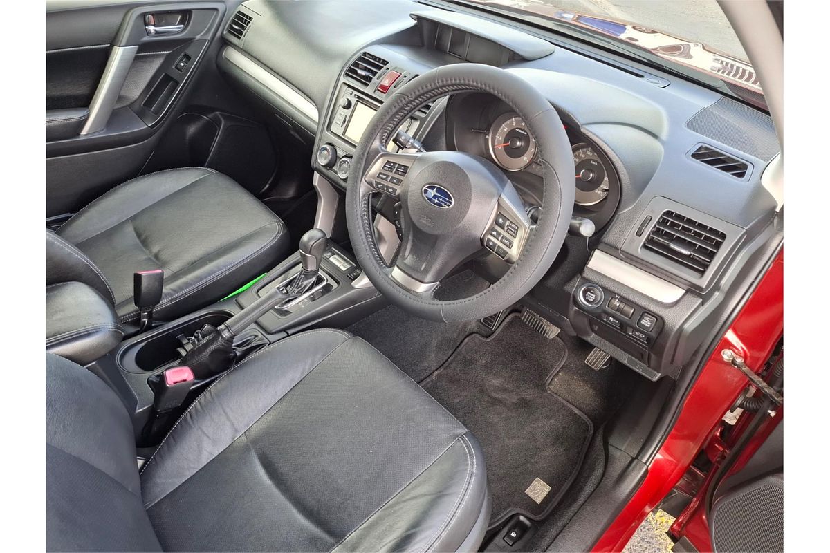2014 Subaru Forester 2.5i-S S4