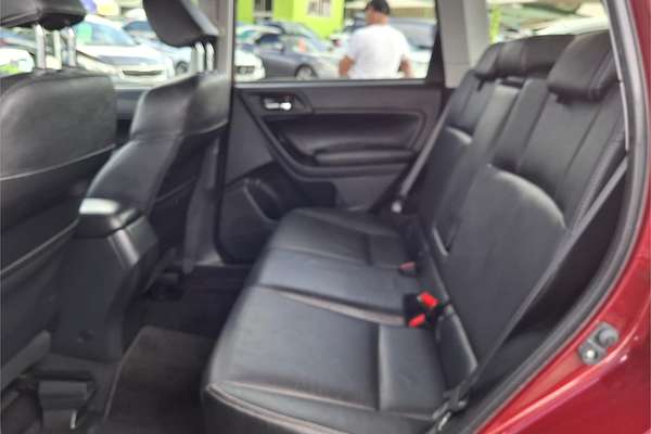2014 Subaru Forester 2.5i-S S4