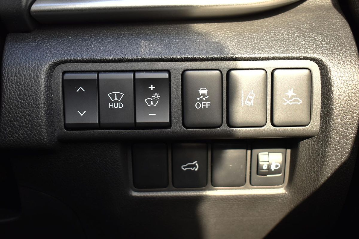 2024 Mitsubishi Eclipse Cross Exceed YB