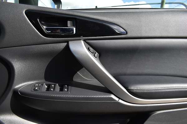 2024 Mitsubishi Eclipse Cross Exceed YB
