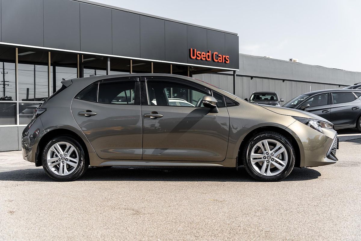 2019 Toyota Corolla Ascent Sport MZEA12R