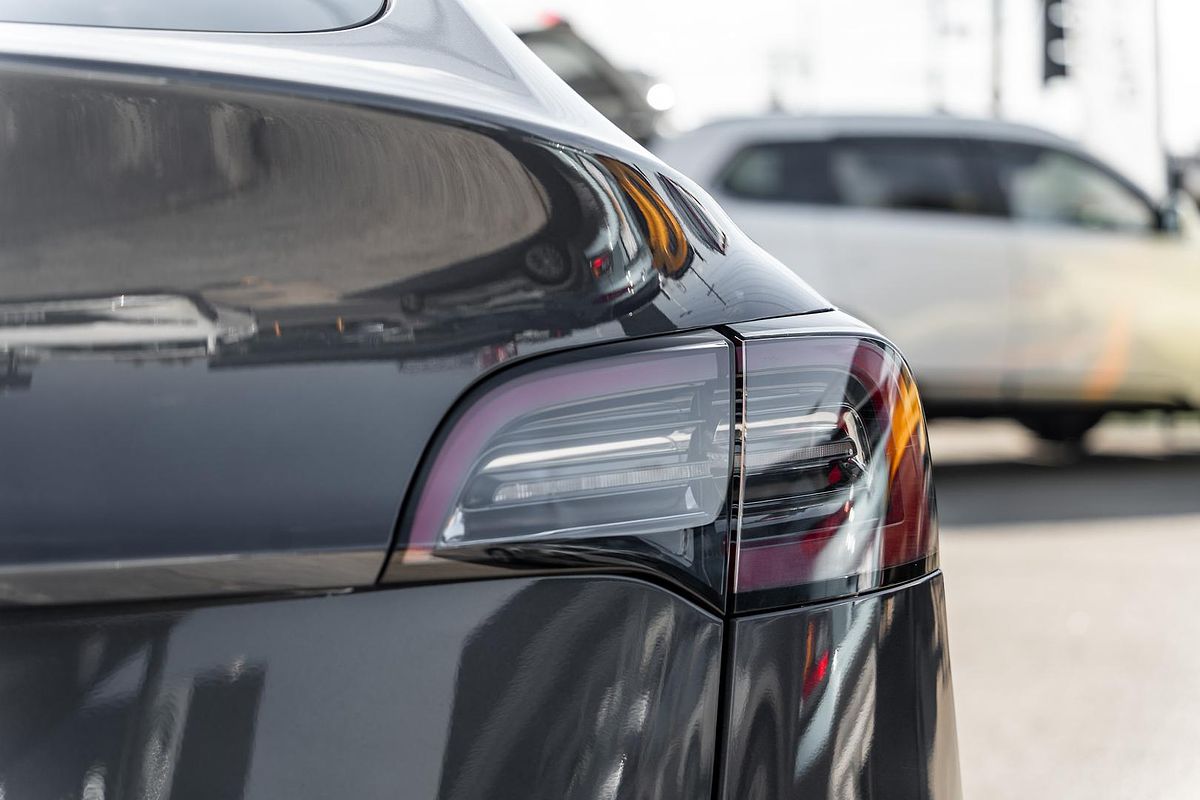 2023 Tesla Model Y Rear-Wheel Drive