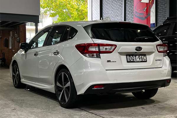 2017 Subaru Impreza 2.0i-S G5