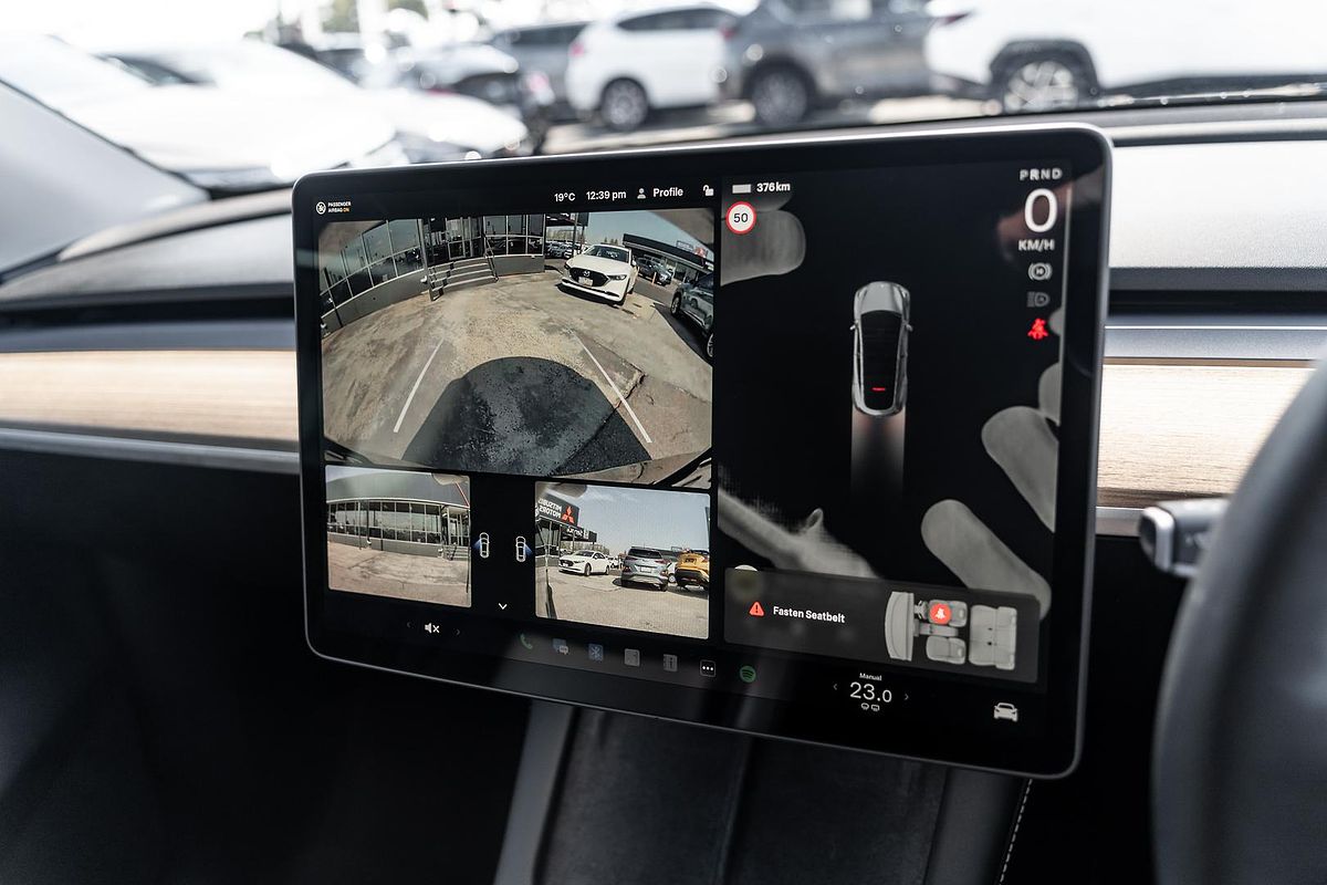 2023 Tesla Model Y Rear-Wheel Drive