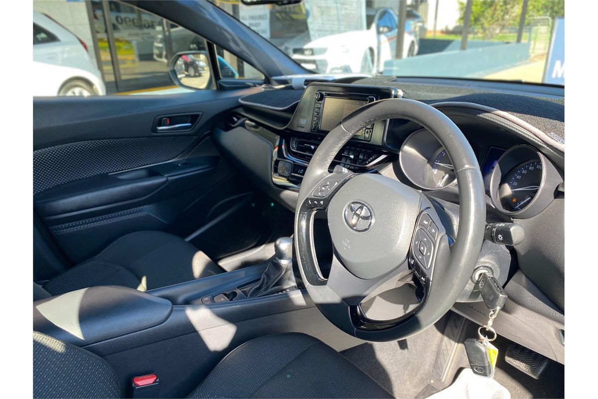 2018 Toyota C-HR NGX10R
