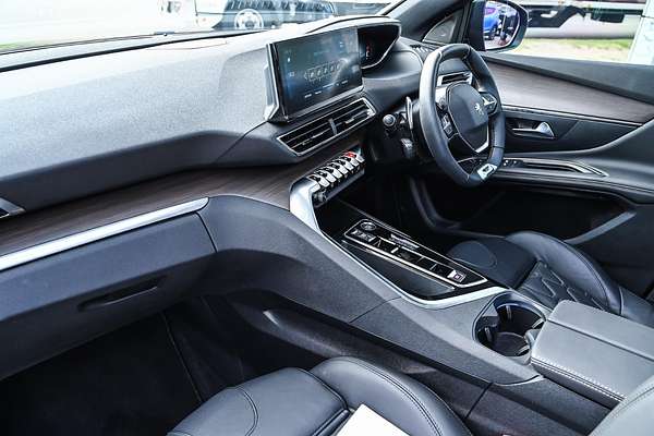 2023 Peugeot 3008 GT Sport P84