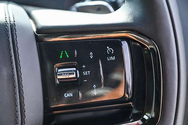 2023 Land Rover Range Rover Velar P250 Dynamic SE L560