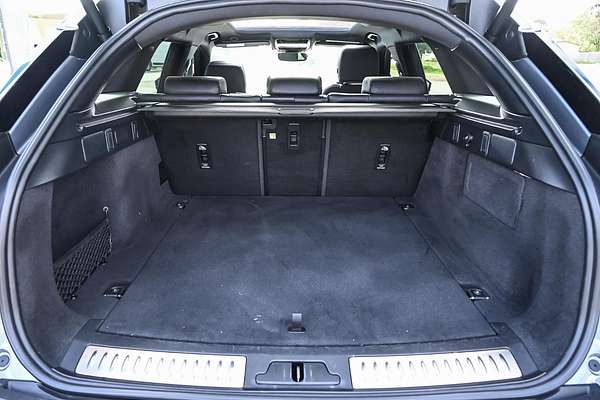 2023 Land Rover Range Rover Velar P250 Dynamic SE L560
