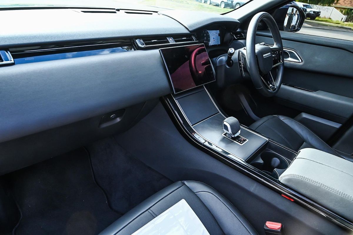 2023 Land Rover Range Rover Velar P250 Dynamic SE L560