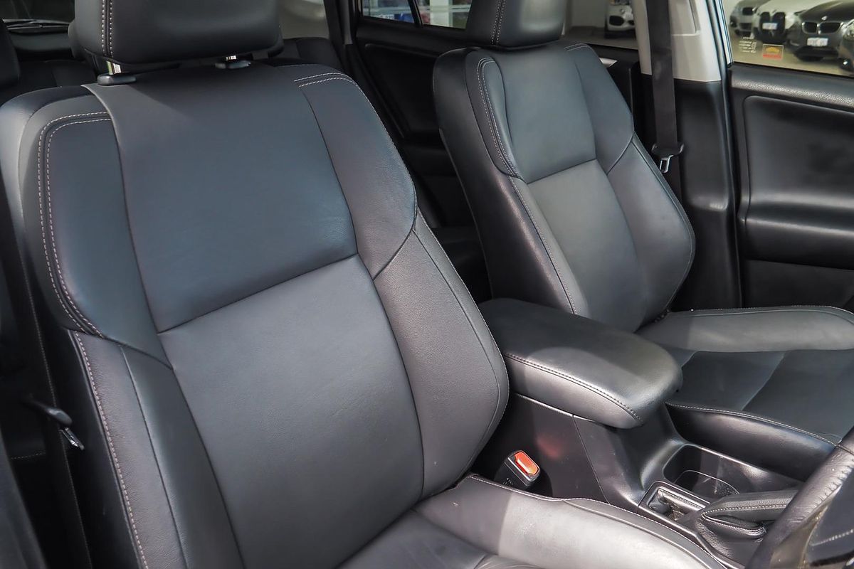 2015 Toyota RAV4 Cruiser ASA44R