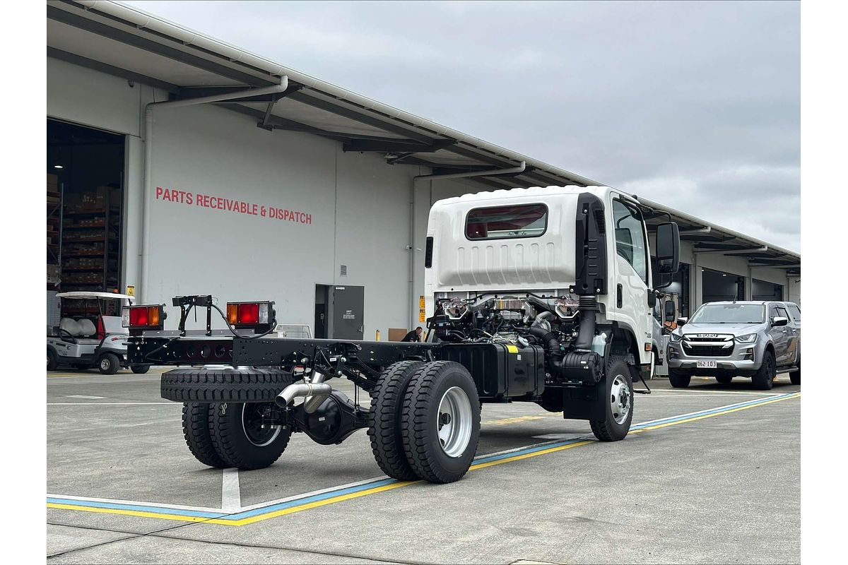 2025 Isuzu NPS 75/45-155 AMT 4x4 Cab Chassis NO ADBLUE OR DPD  4X4