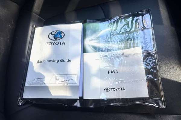 2021 Toyota RAV4 Cruiser AXAH54R