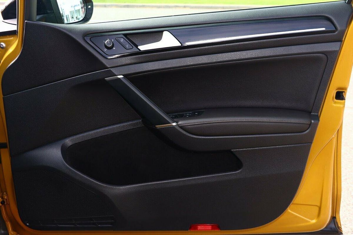 2018 Volkswagen Golf R Special Edition 7.5