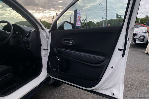 2015 Honda HR-V VTi-S