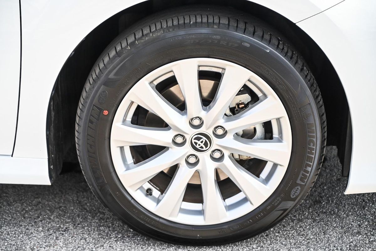 2019 Toyota Camry Ascent AXVH71R