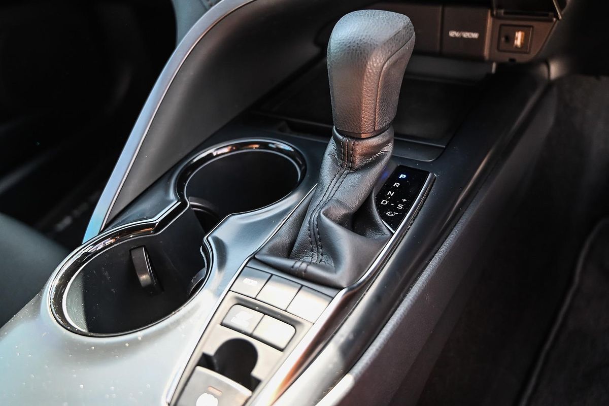 2019 Toyota Camry Ascent AXVH71R