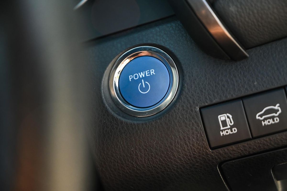 2019 Toyota Camry Ascent AXVH71R