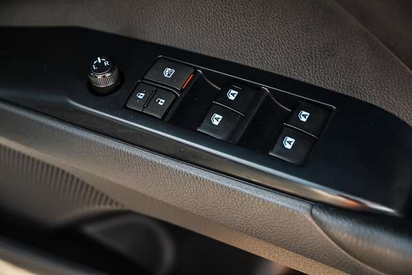 2019 Toyota Camry Ascent AXVH71R
